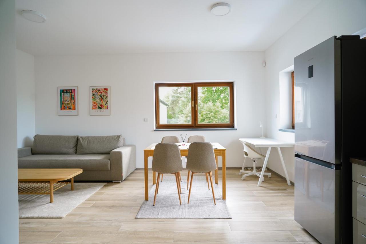 The Dante Villa Apartments Prague Exterior photo